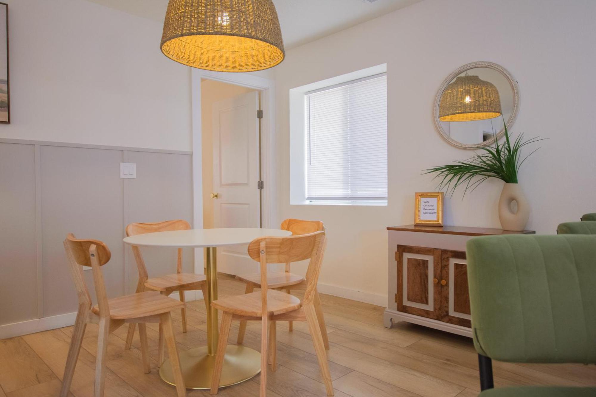 Вілла Bohemian Chic An Eclectic Escape-Hot Tub-Pet Friendly-No Pet Fees! Альбукерке Екстер'єр фото